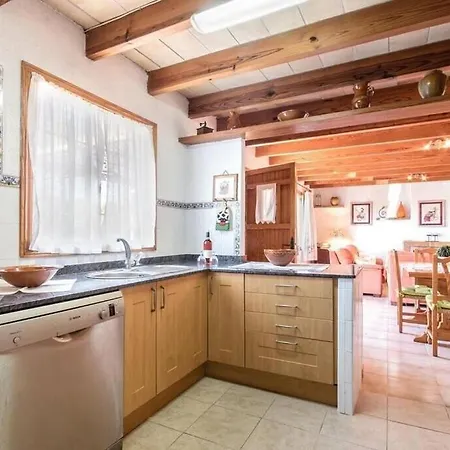 Cozy House Near Port De Pollensa By Renthousing Holiday home Port de Pollenca