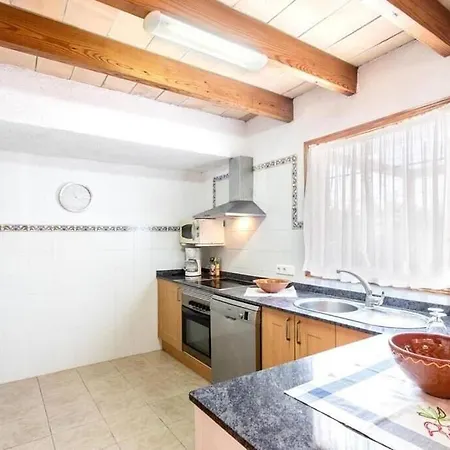 Cozy House Near Port De Pollensa By Renthousing Casa de Férias *