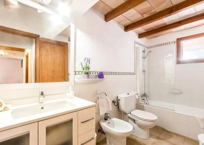 Cozy House Near Port De Pollensa By Renthousing Port de Pollenca