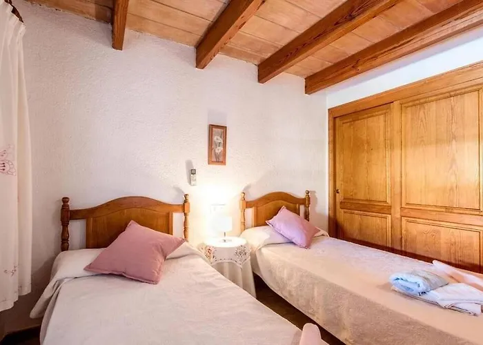 Cozy House Near Port De Pollensa By Renthousing Port de Pollenca